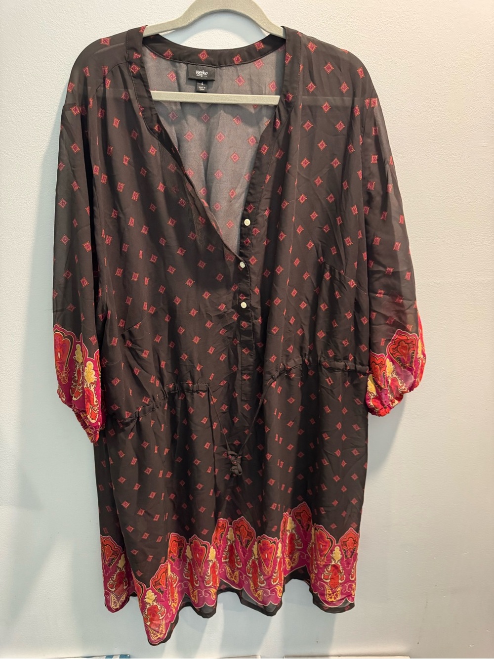 Massimo sheer Black Tunic w/ Pink & Orange Paisley Border size 4X